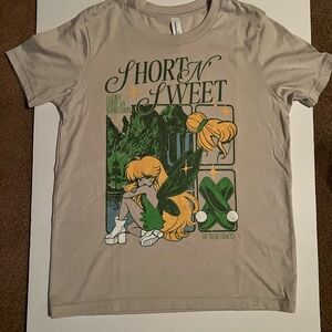 Lost Bros Short n’ Sweet Kids Large T-shirt (Sabrina Carpenter)